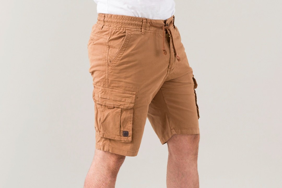 Bermuda cargo modelo Algarrobo Hombre Bermudas y shorts